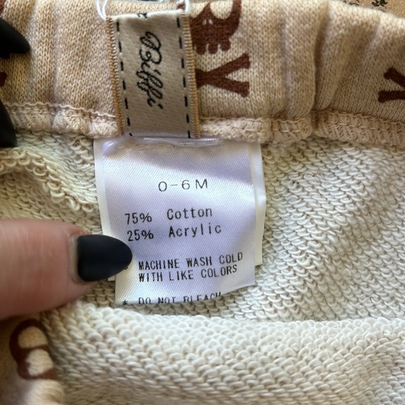 NEW Skull & Cross Bone Tan Monkey Baby Pants 0-6 Months - Picture 6 of 7